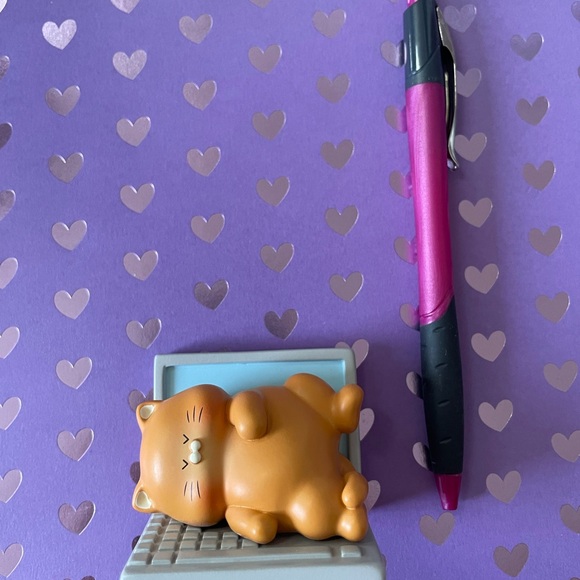 Cute Cat Figurine on Laptop - Picture 3 of 7